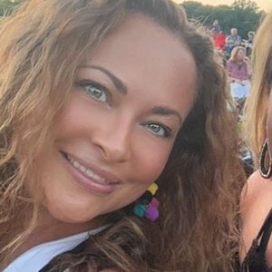 Meet your Posher, Cher